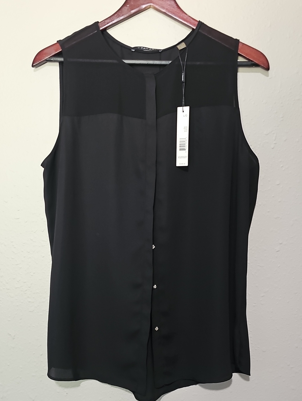 Tahari Black Sleeveless Button-Front Sleeveless Blouse